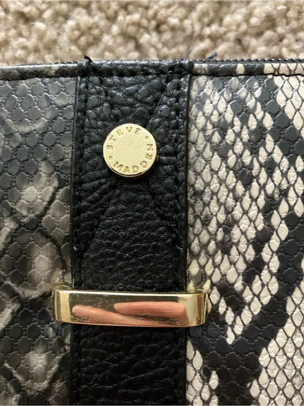 Black & Gray Snake-Print Zip Wallet